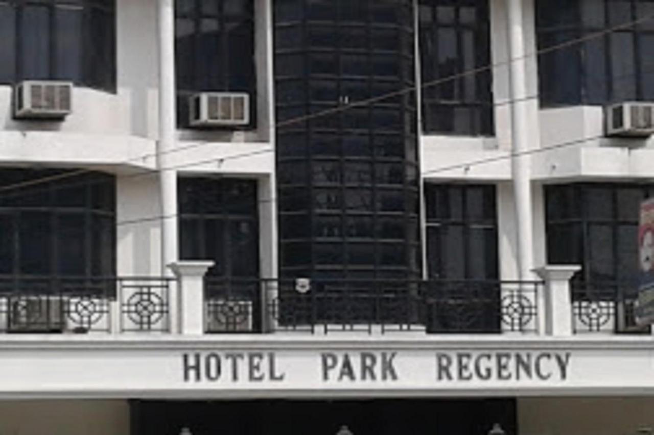 Hotel Park Regency Gorakhpur Exterior foto